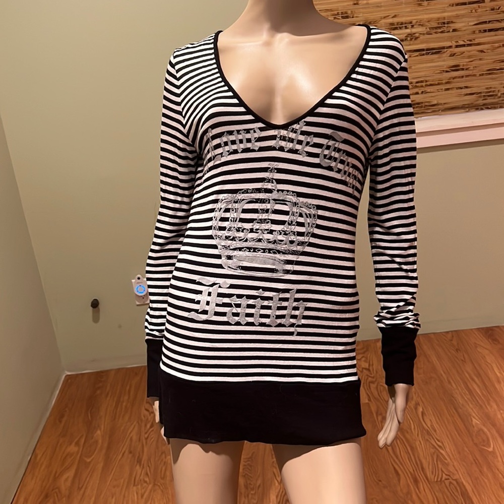 Faith Black And White Stripe With Silver Foil Graphic On Front V-neck Shirt M